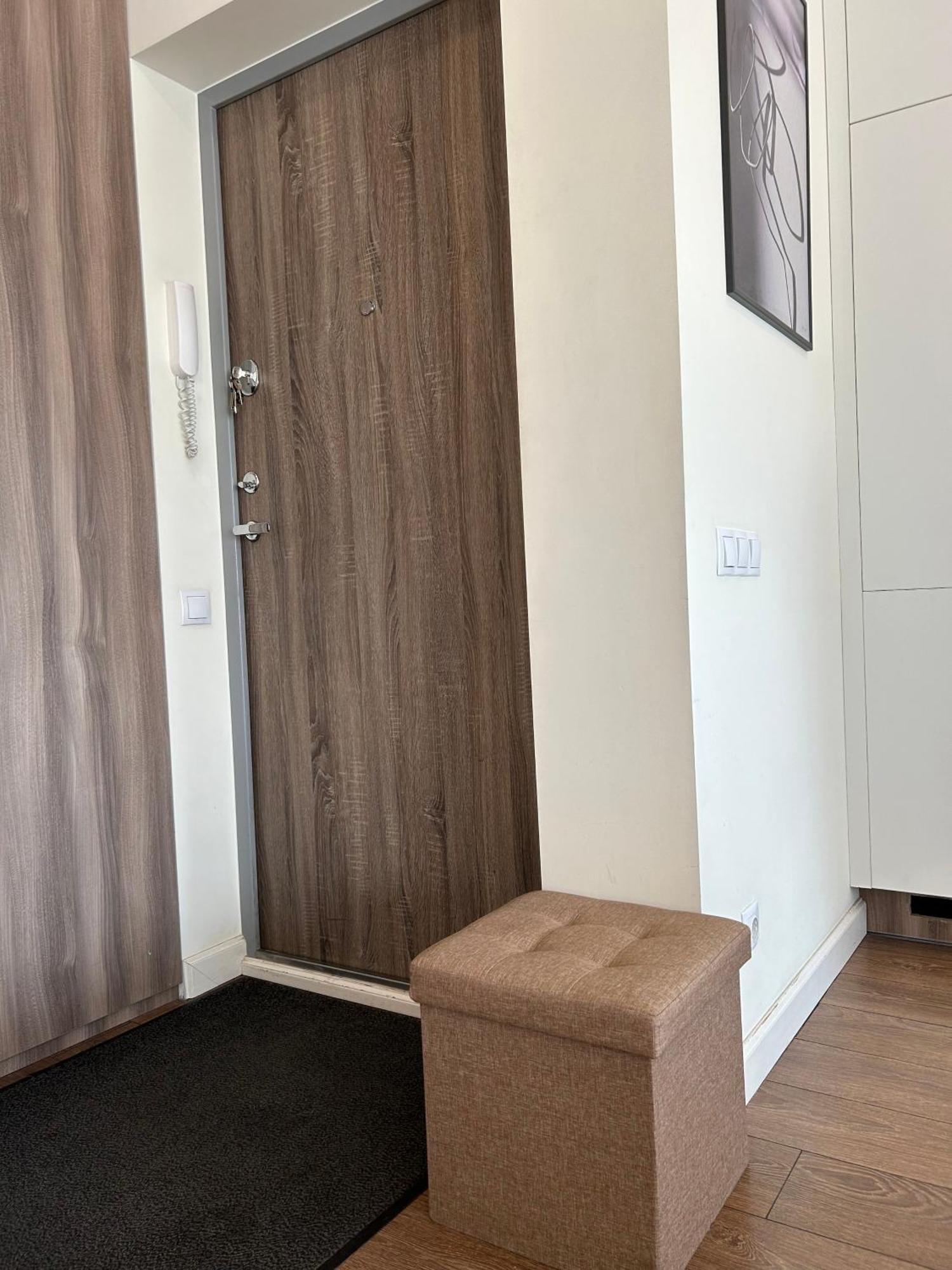 Your Home - Spacious Apartment In City Center, With Balcony & Self Check-In Wilno Zewnętrze zdjęcie