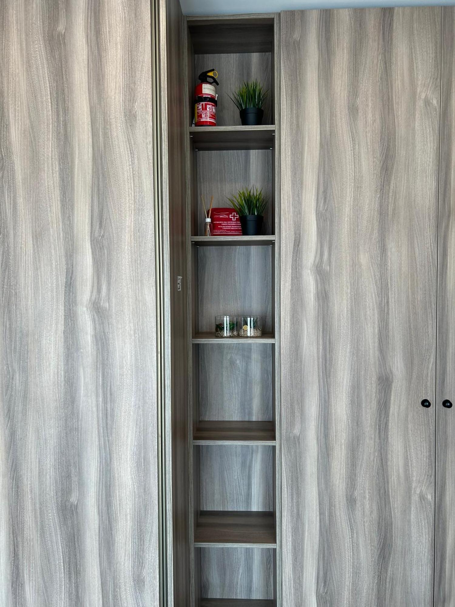 Your Home - Spacious Apartment In City Center, With Balcony & Self Check-In Wilno Zewnętrze zdjęcie