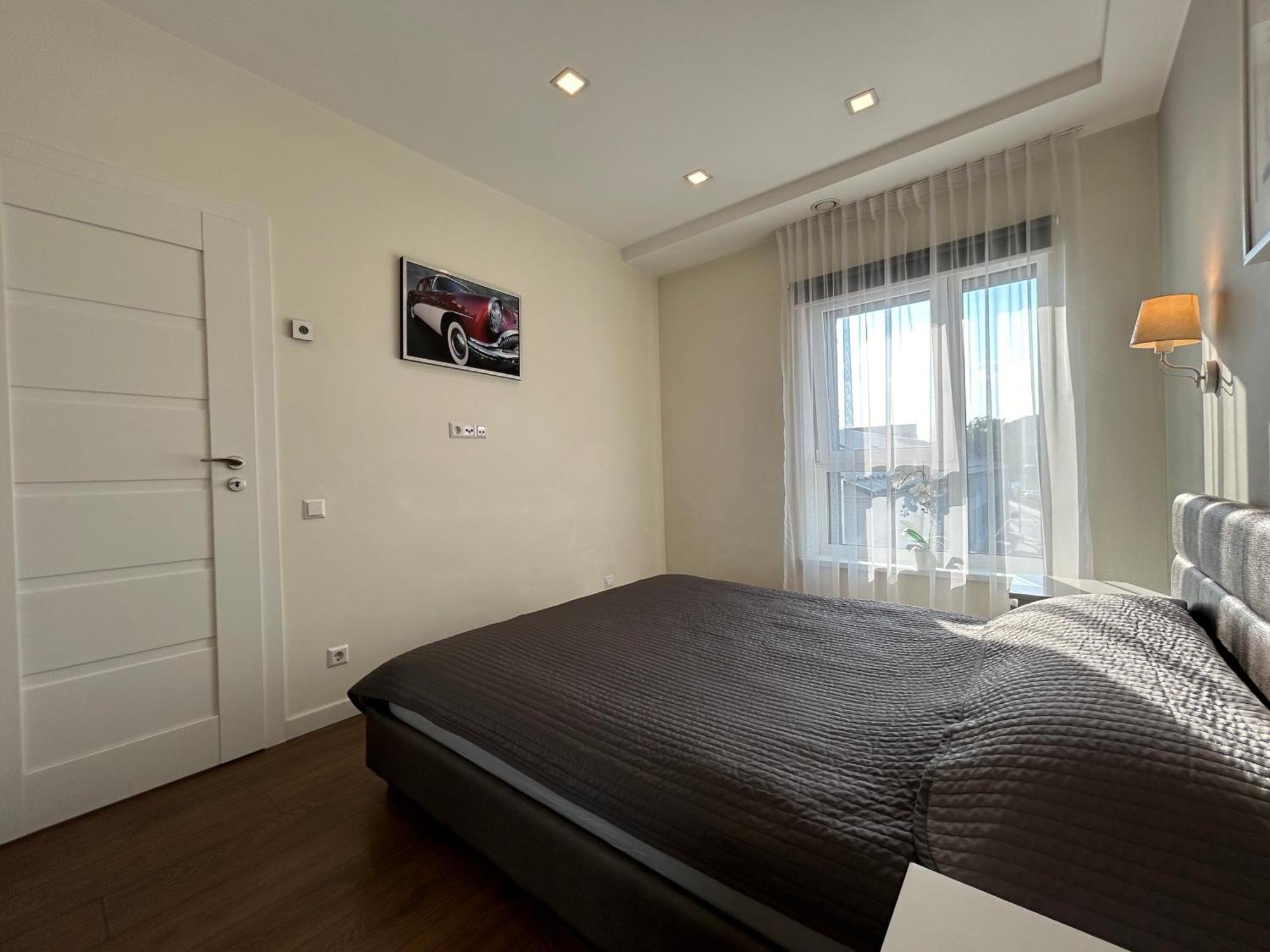 Your Home - Spacious Apartment In City Center, With Balcony & Self Check-In Wilno Zewnętrze zdjęcie